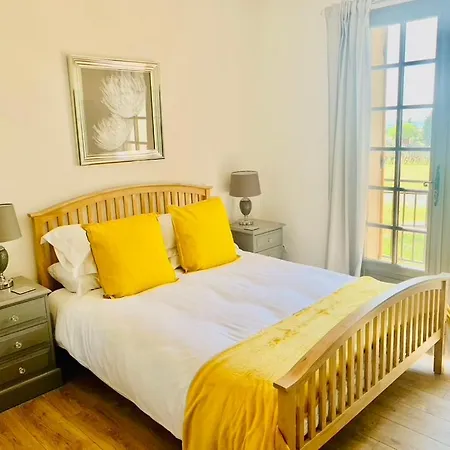 Les Grands Bois 3* Badefols-sur-Dordogne