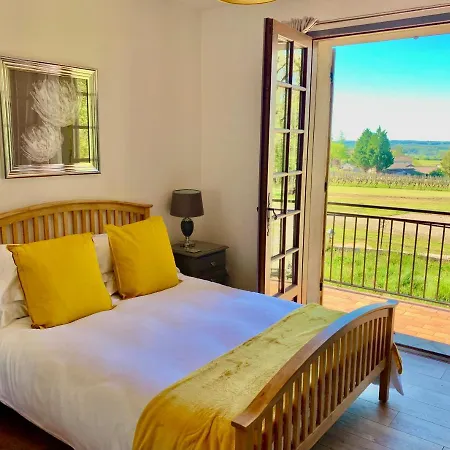 Nocleg ze śniadaniem Les Grands Bois 3*