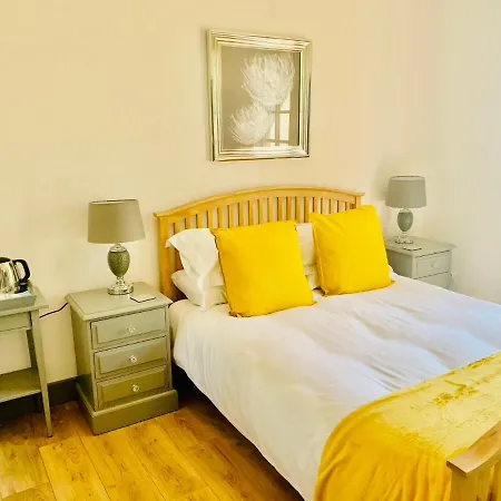 Les Grands Bois Nocleg ze śniadaniem Badefols-sur-Dordogne