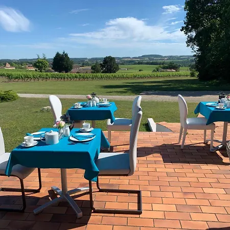 Les Grands Bois Bed and breakfast 3*