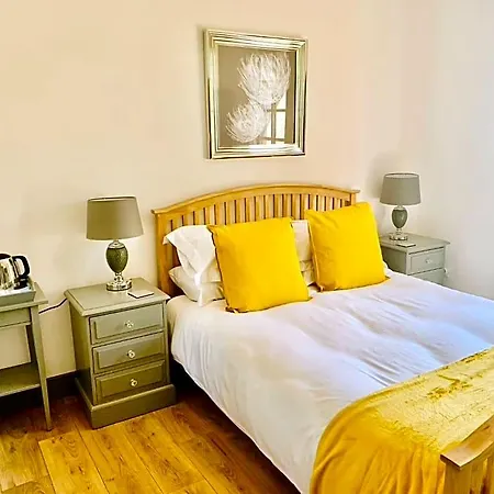 Les Grands Bois Bed & Breakfast Pomport